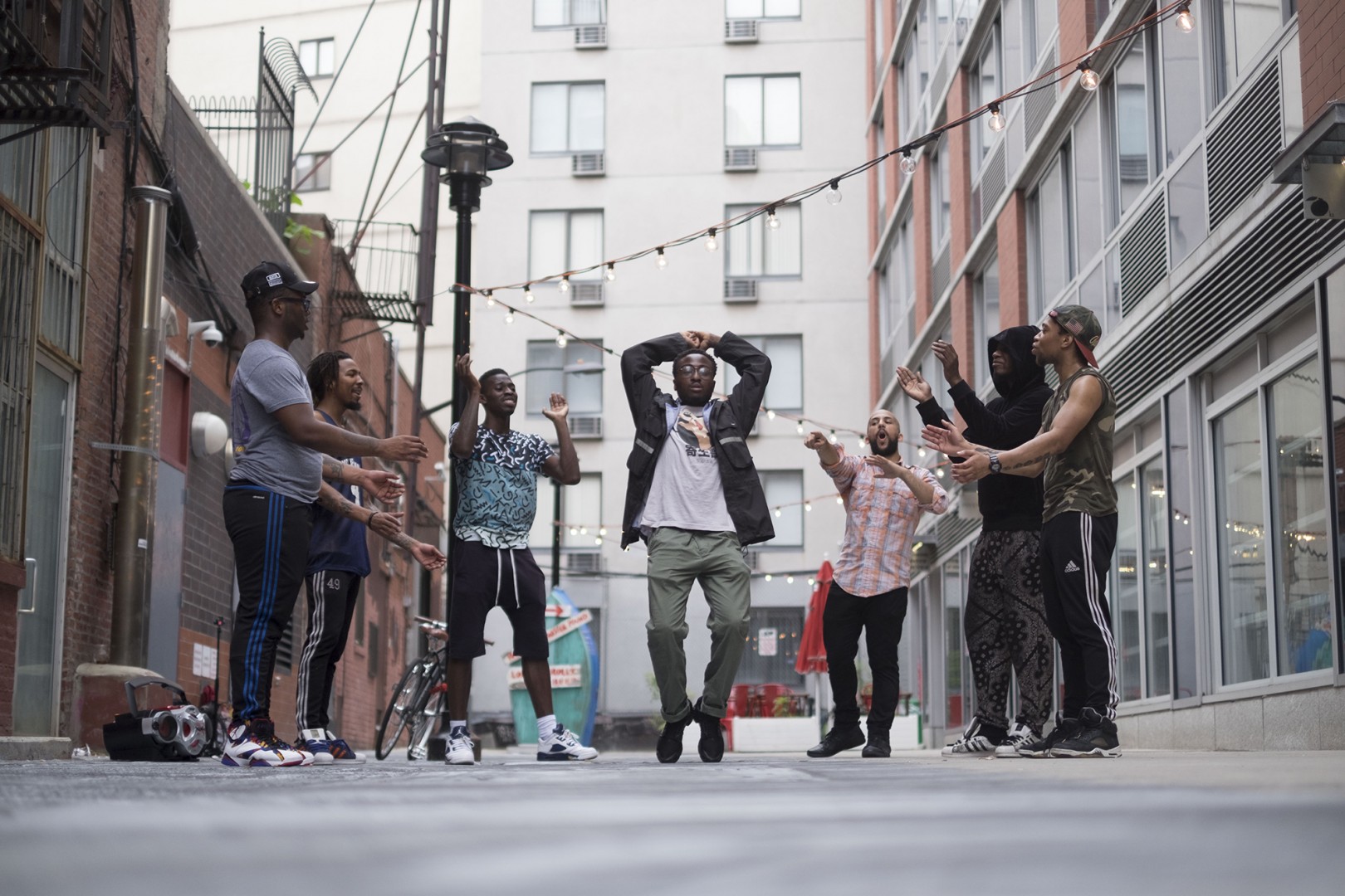 Teach One: 360 Video Dance Series | Lite Feet